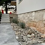 Cedrus House - New Prestige